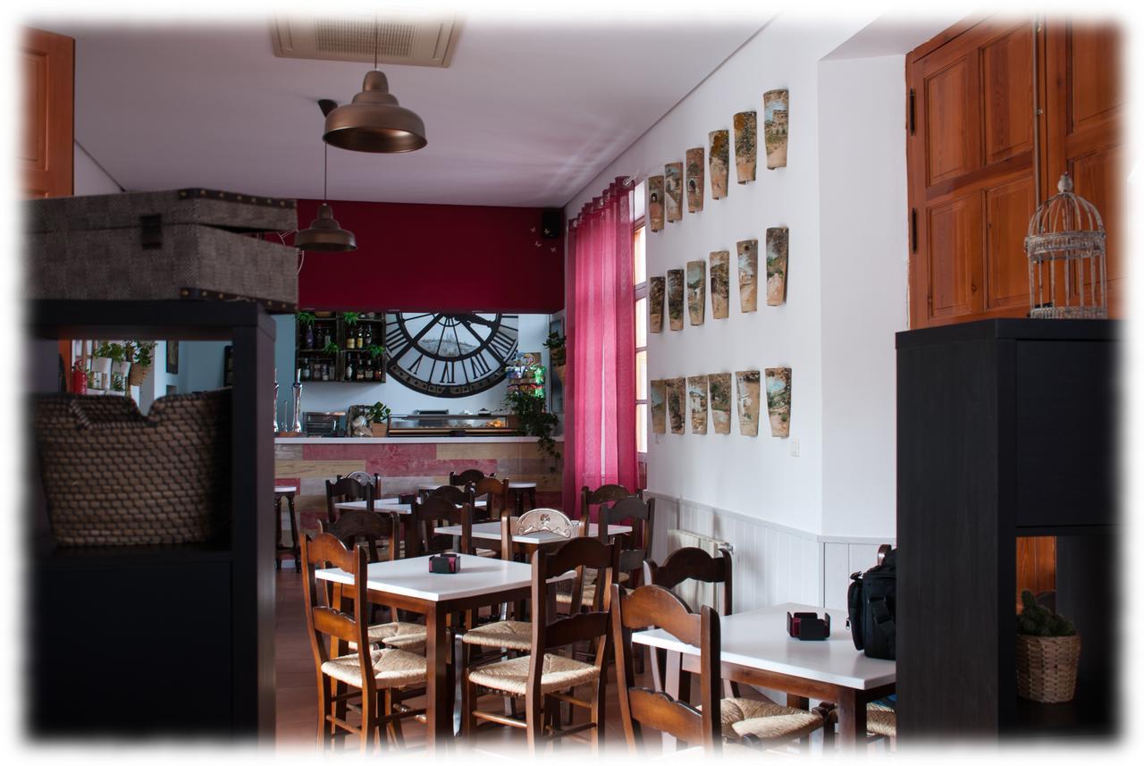 Hostal- Restaurante Estacion Via Verde オルベラ エクステリア 写真